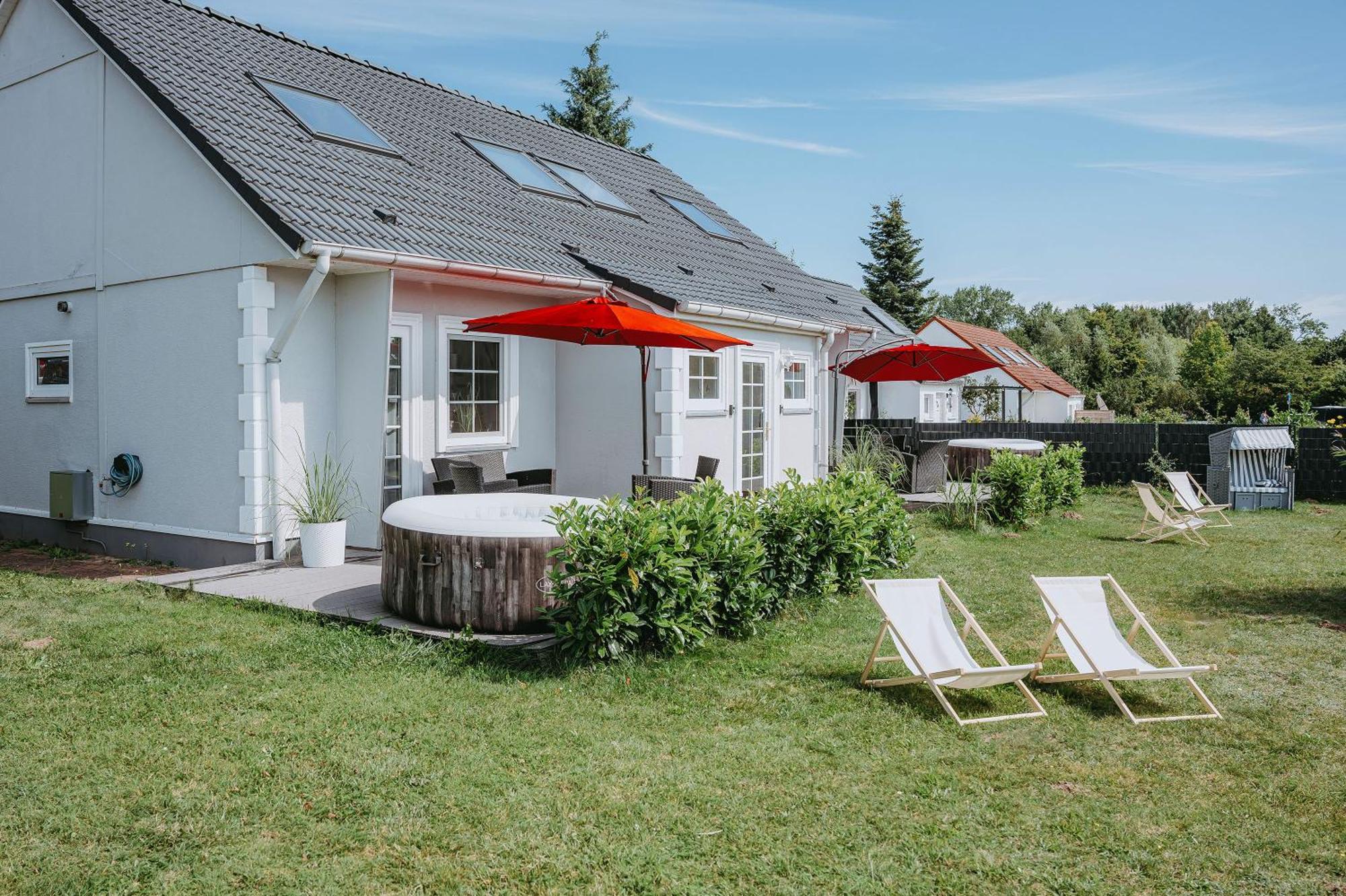 Ferienhaeuser Insel Usedom Haus Samara 8 - Blick Aufs Achterwasser! Whirlpool Und Sauna Lutow Exterior foto