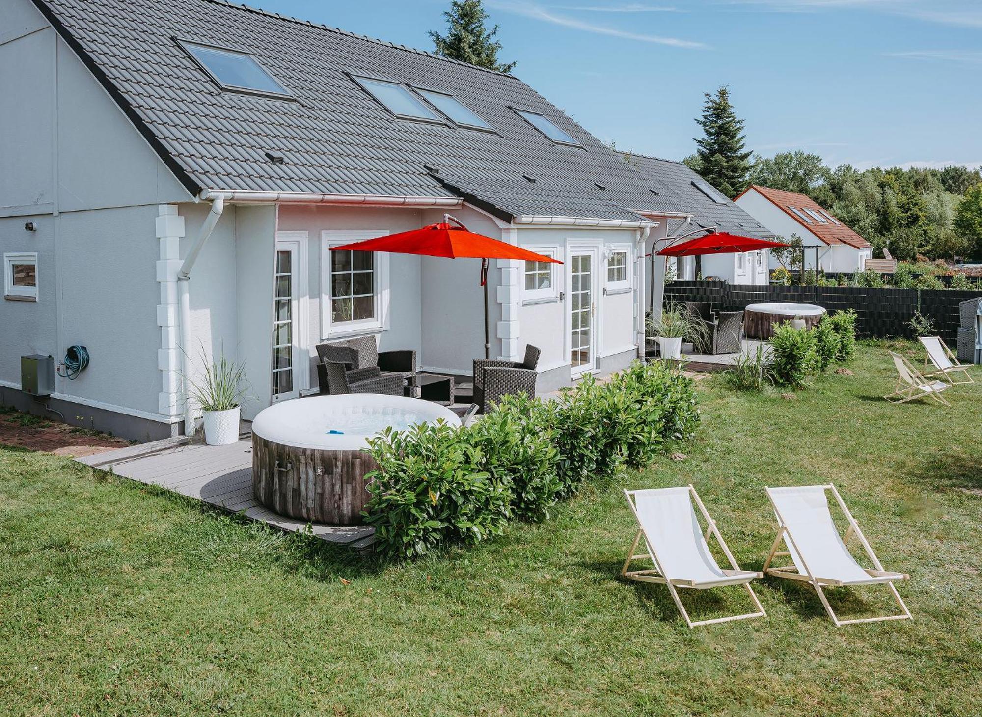 Ferienhaeuser Insel Usedom Haus Samara 8 - Blick Aufs Achterwasser! Whirlpool Und Sauna Lutow Exterior foto